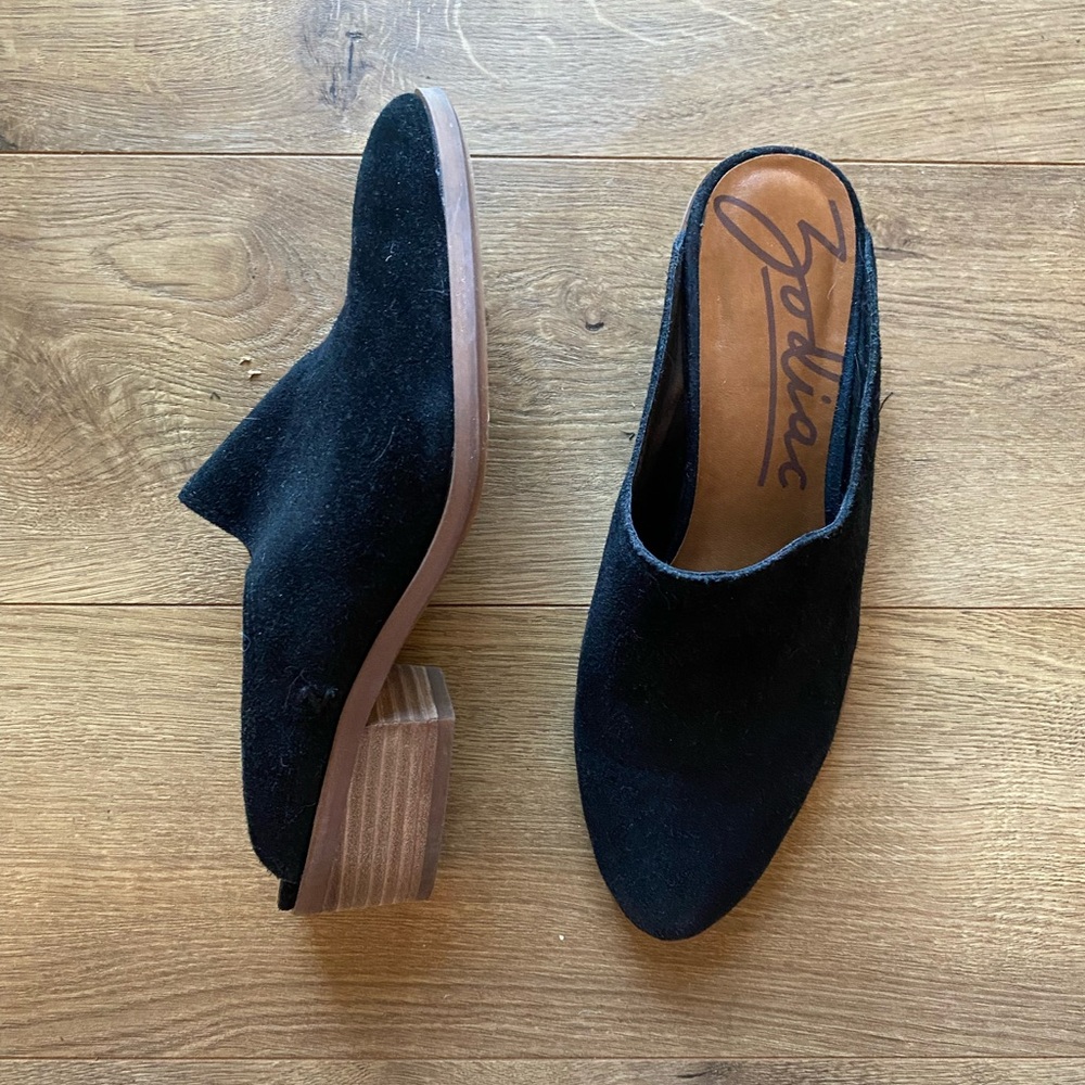 Zodiac mules
